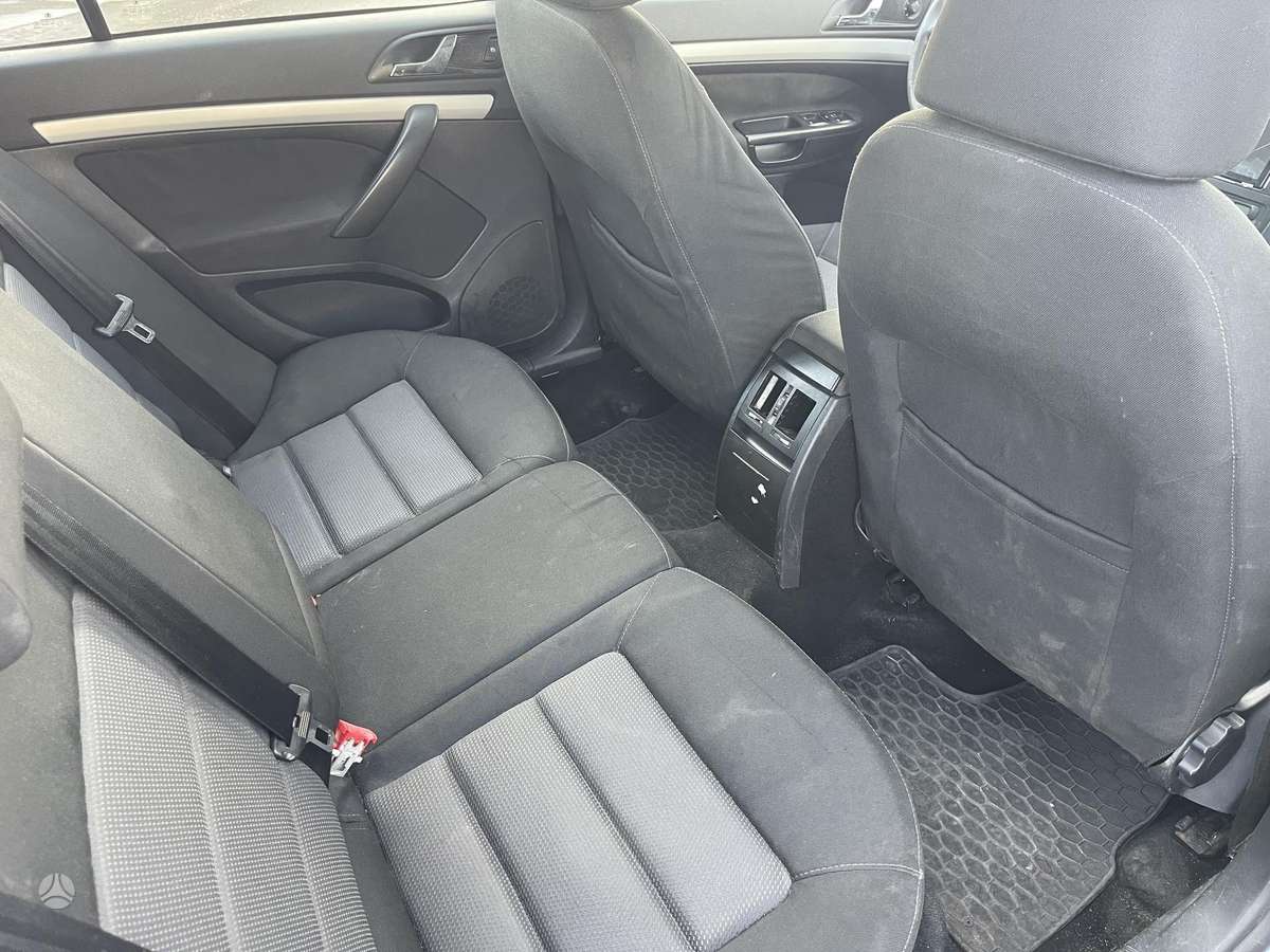 Skoda Octavia 2009 — photo 7
