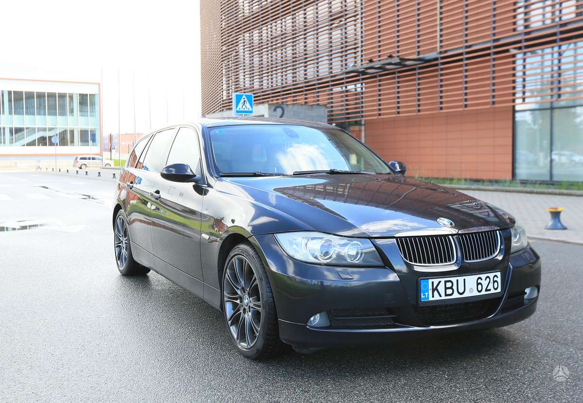 BMW 325 2008 — photo 15