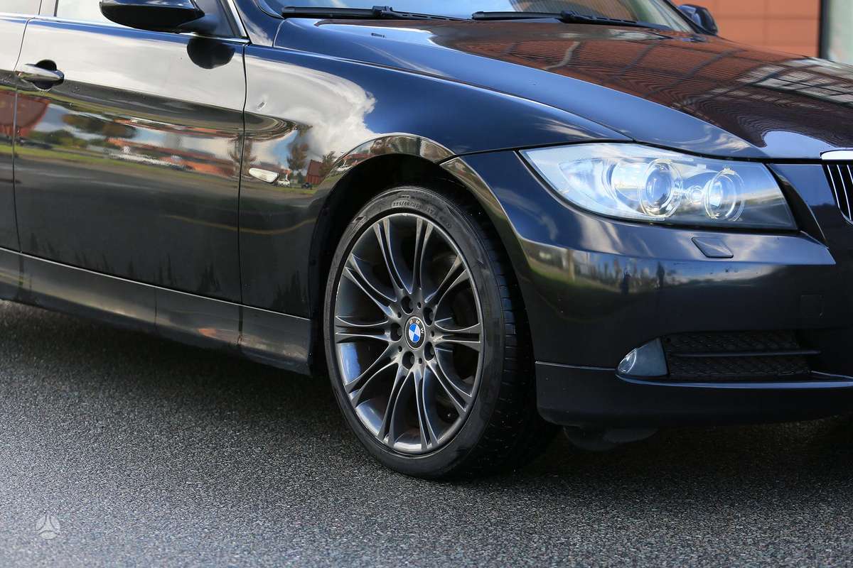 BMW 325 2008 — photo 5