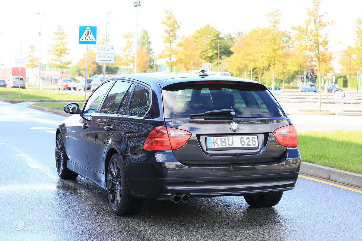 BMW 325 2008 — photo 6