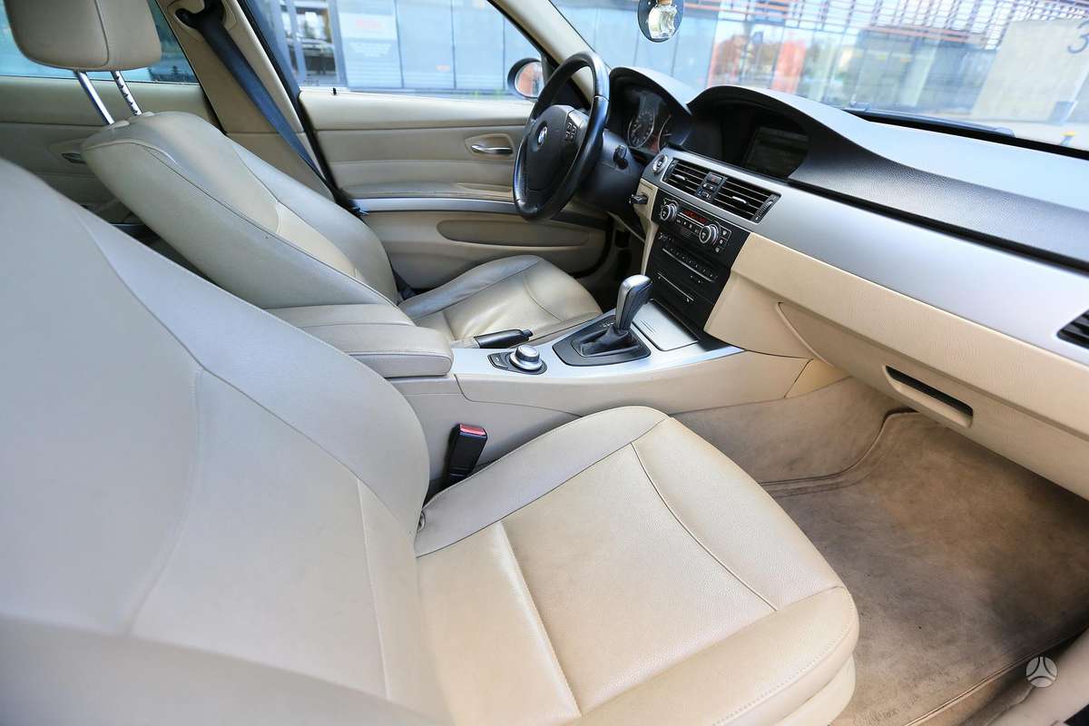 BMW 325 2008 — photo 7