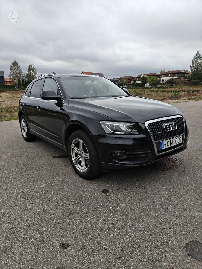 Audi Q5 2009 — вигляд ззаду