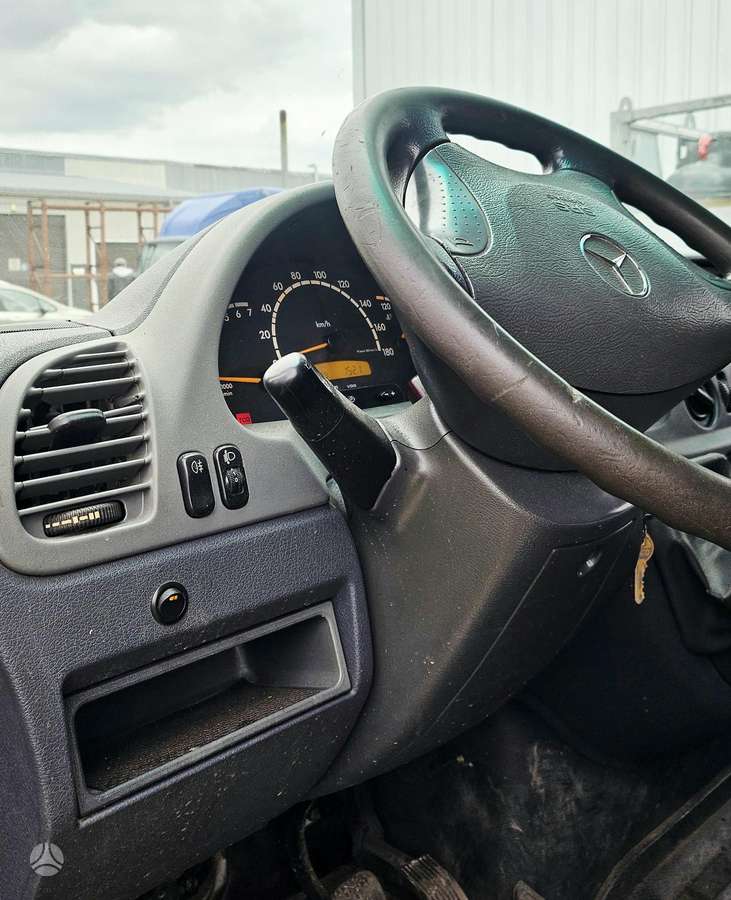 Mercedes-Benz Sprinter 2005 — photo 10