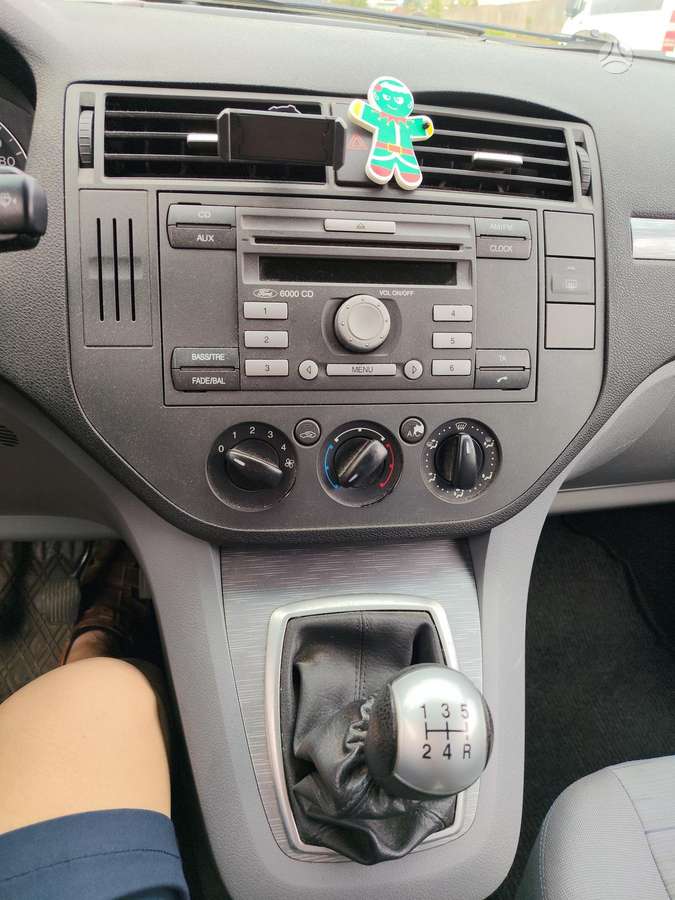 Ford C-MAX 2007 — engine 1596 cm³, 101 HP (74kW)