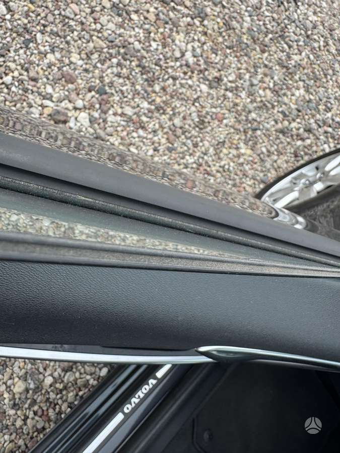 Volvo V60 2012 — photo 10