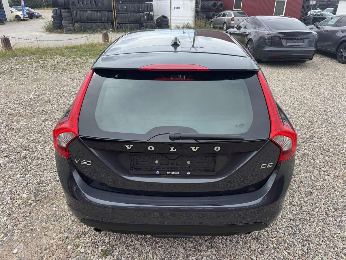 Volvo V60 2012 — photo 6