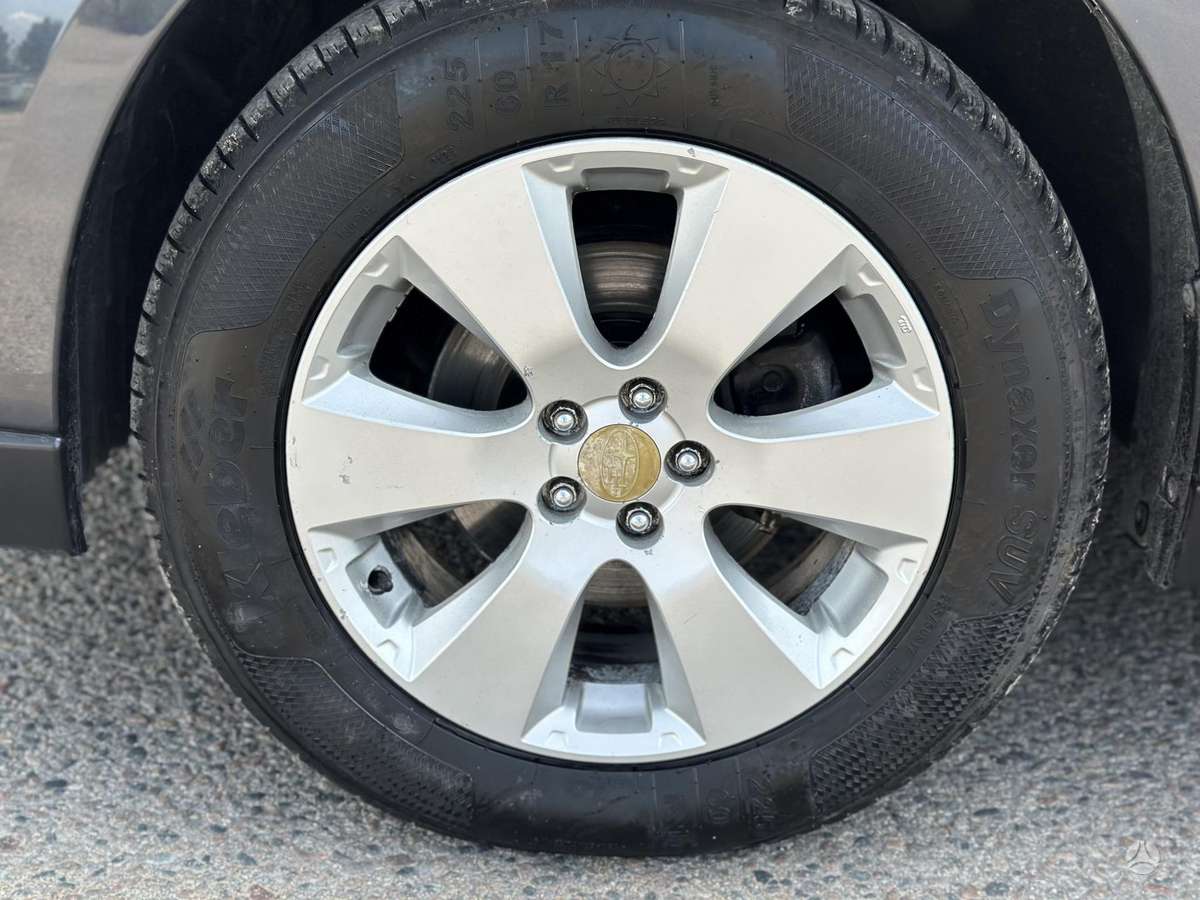Subaru Outback 2010 — photo 13