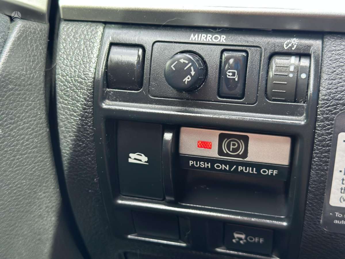 Subaru Outback 2010 — photo 27
