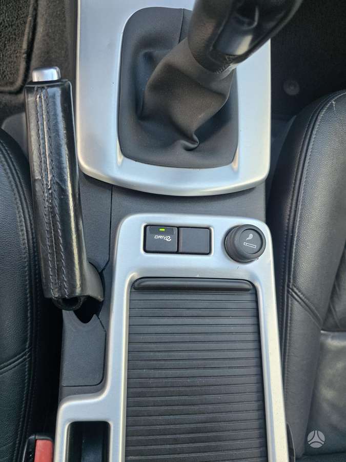 Volvo V50 2012 — photo 18