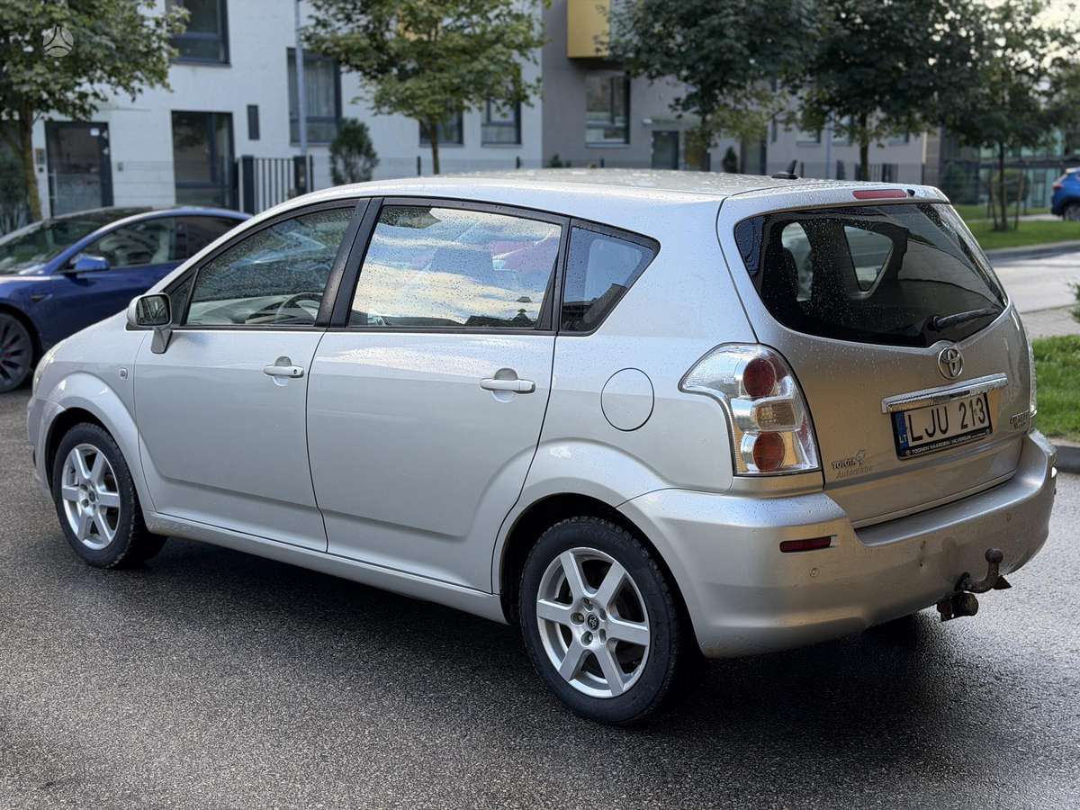 Toyota Corolla 2007 — двигун 1794 cm³, 129 HP (95kW)