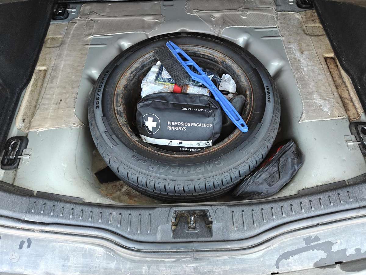 Ford Focus 2015 — photo 8
