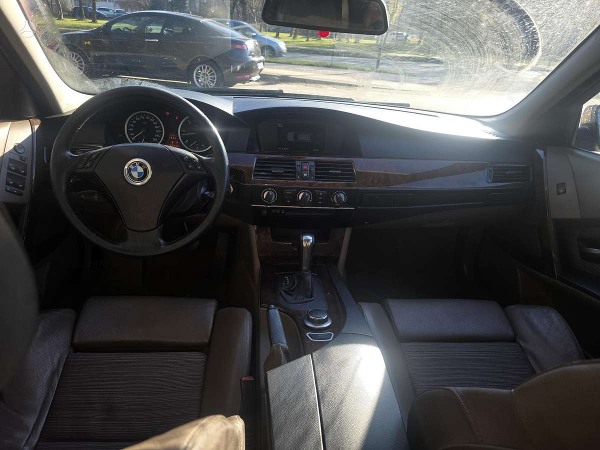 BMW 530 2007 — двигун 231 HP (170kW)
