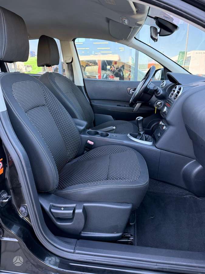 Nissan Qashqai 2009 — photo 10