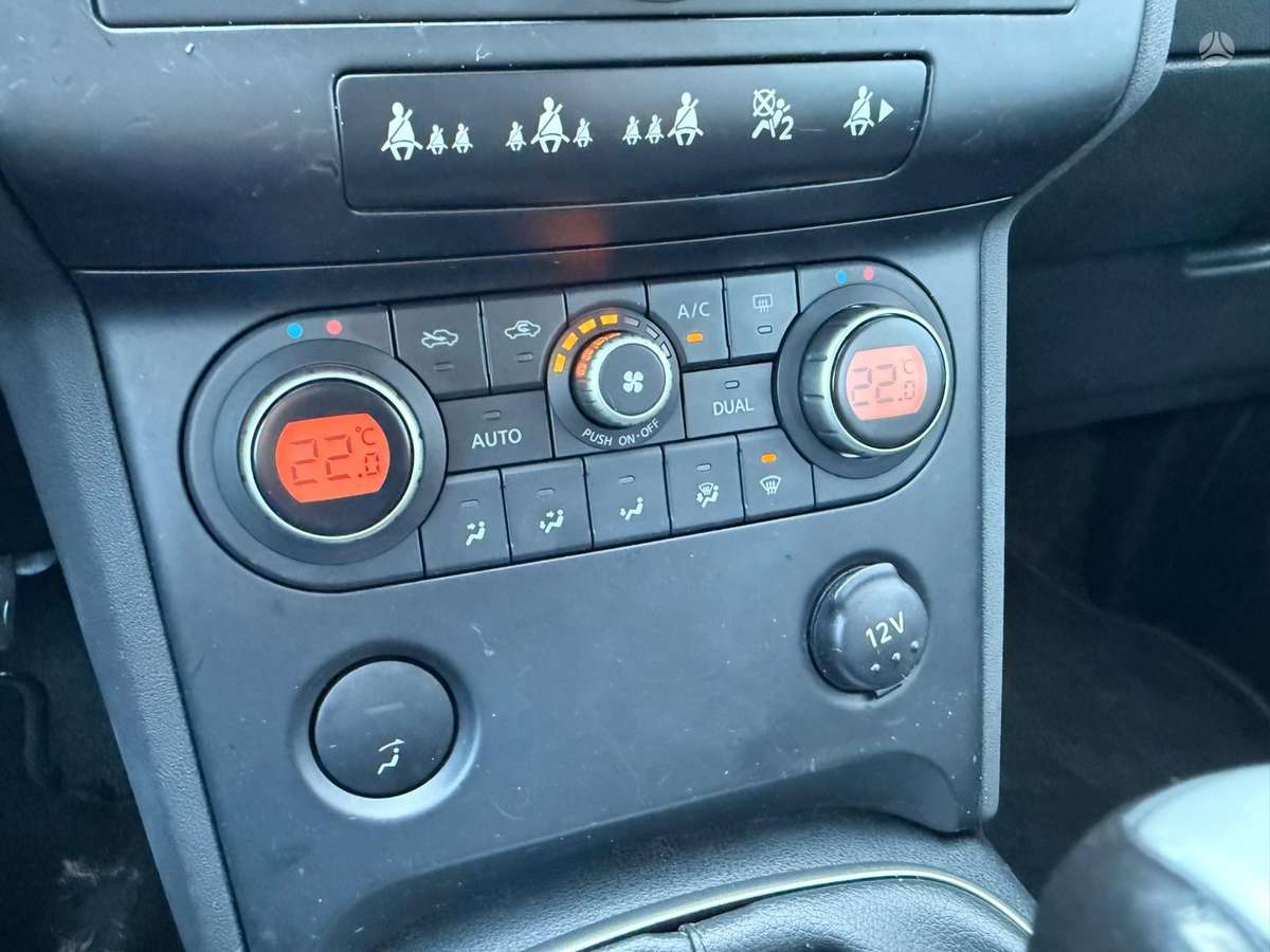 Nissan Qashqai 2009 — photo 12