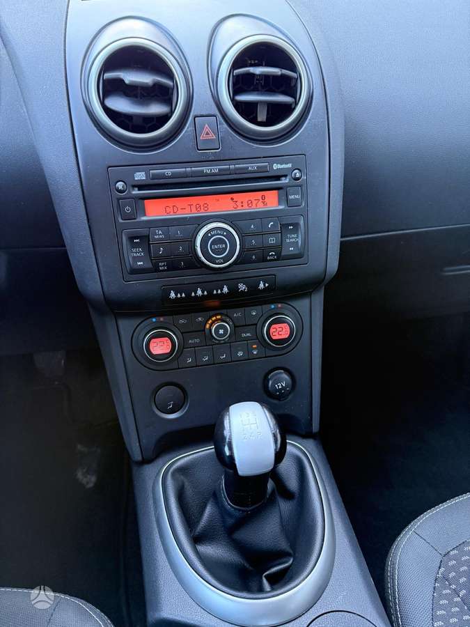 Nissan Qashqai 2009 — photo 16