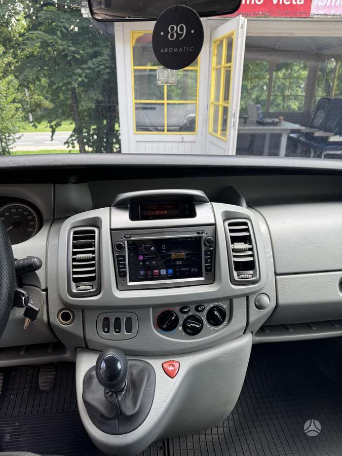 Opel Vivaro 2007 — photo 10