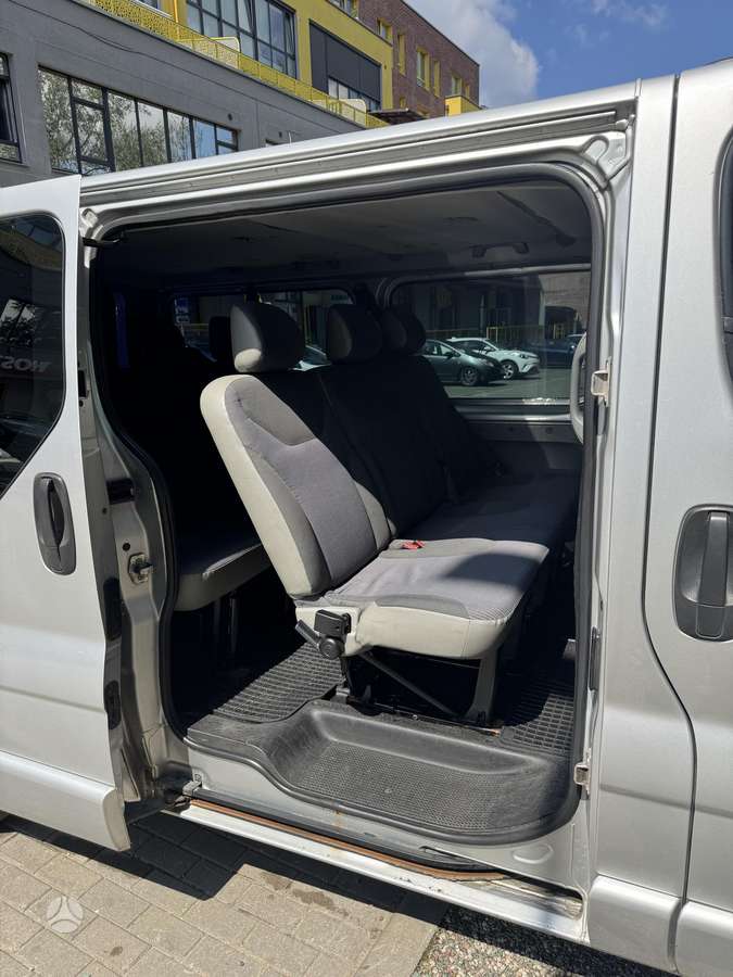 Opel Vivaro 2007 — photo 14