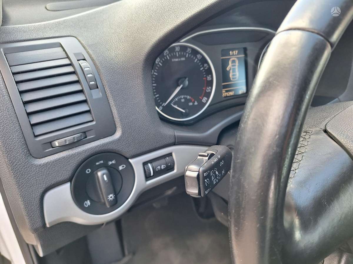 Skoda Octavia 2012 — photo 10