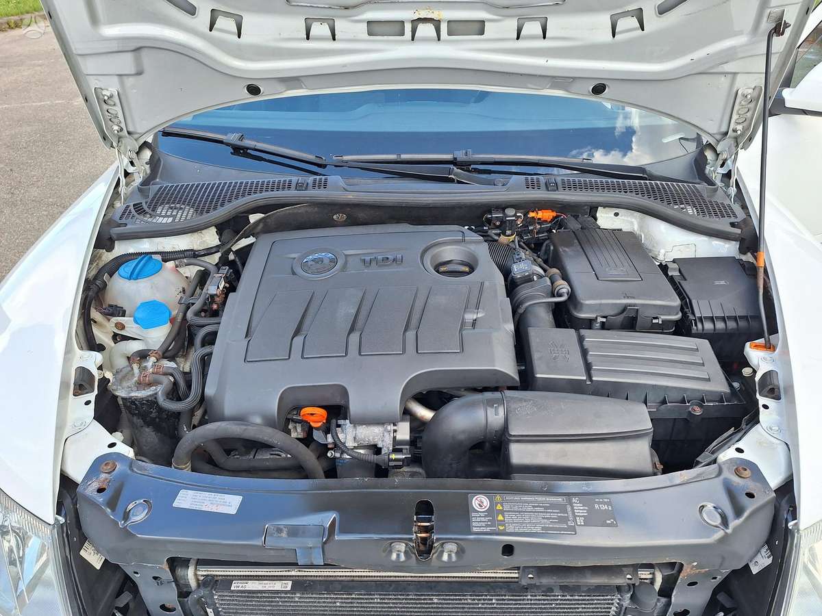 Skoda Octavia 2012 — photo 14