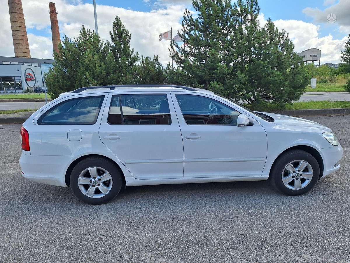 Skoda Octavia 2012 — photo 6