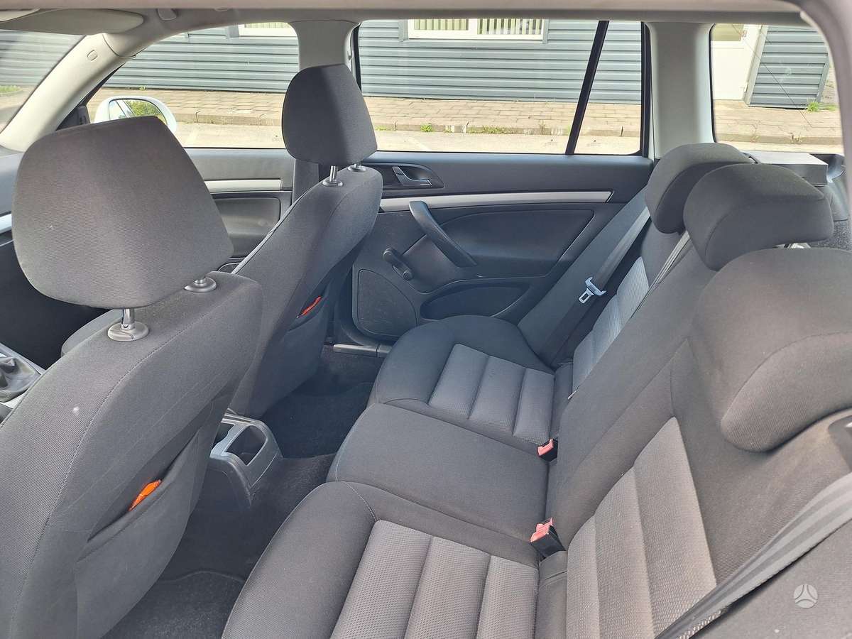 Skoda Octavia 2012 — photo 8