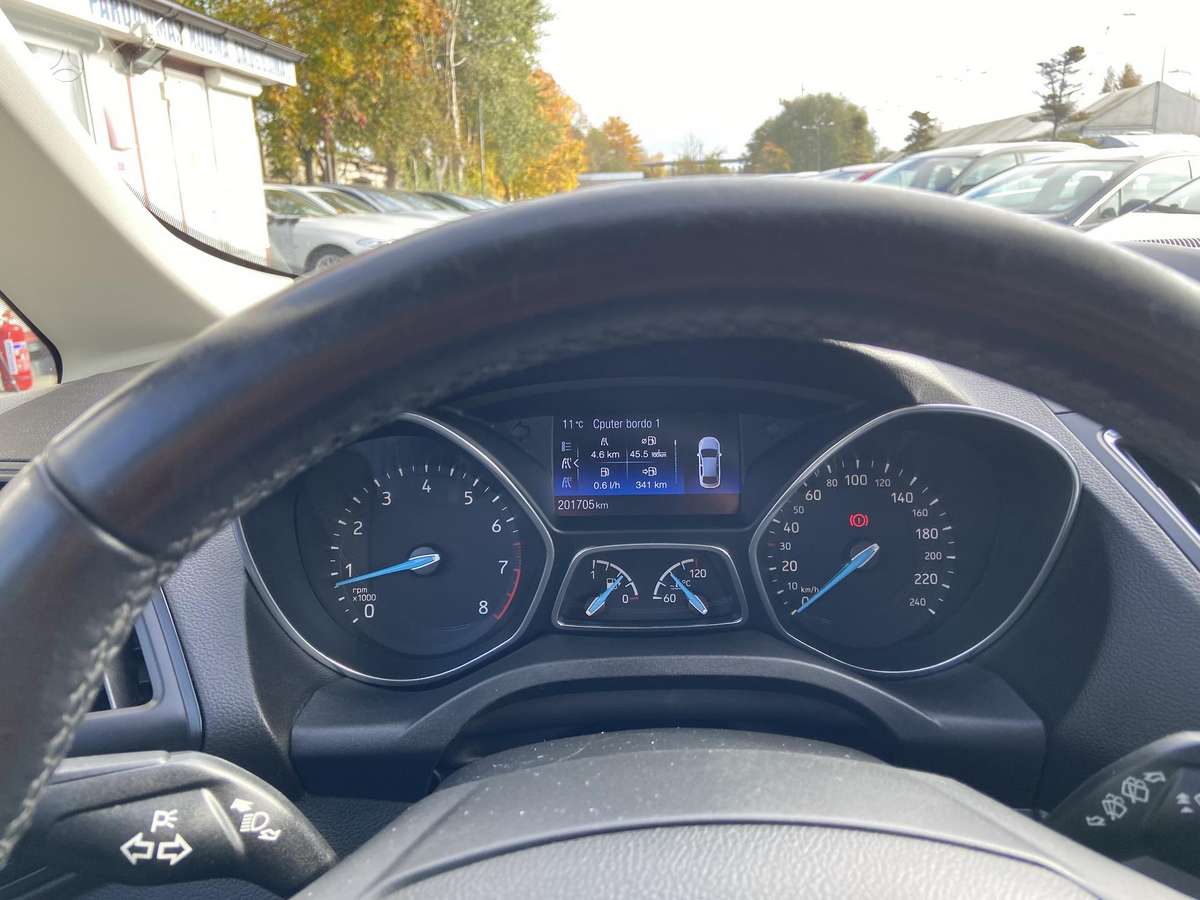 Ford C-MAX 2015 — фото 13