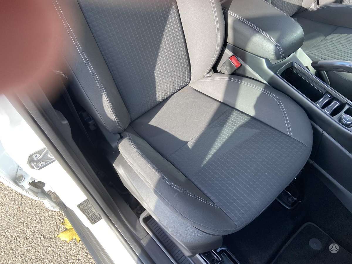 Ford C-MAX 2015 — фото 19