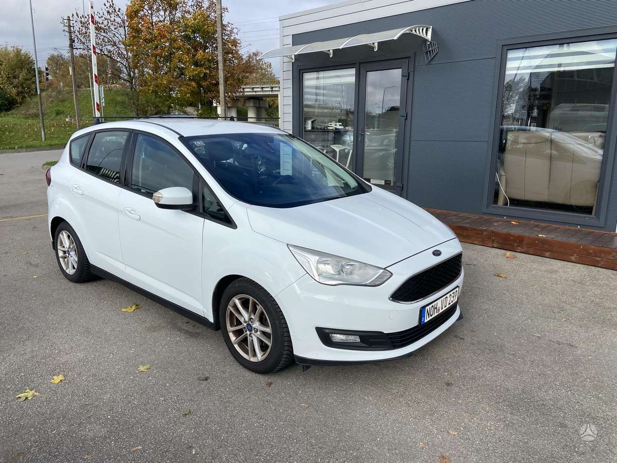 Ford C-MAX 2015 — вигляд ззаду