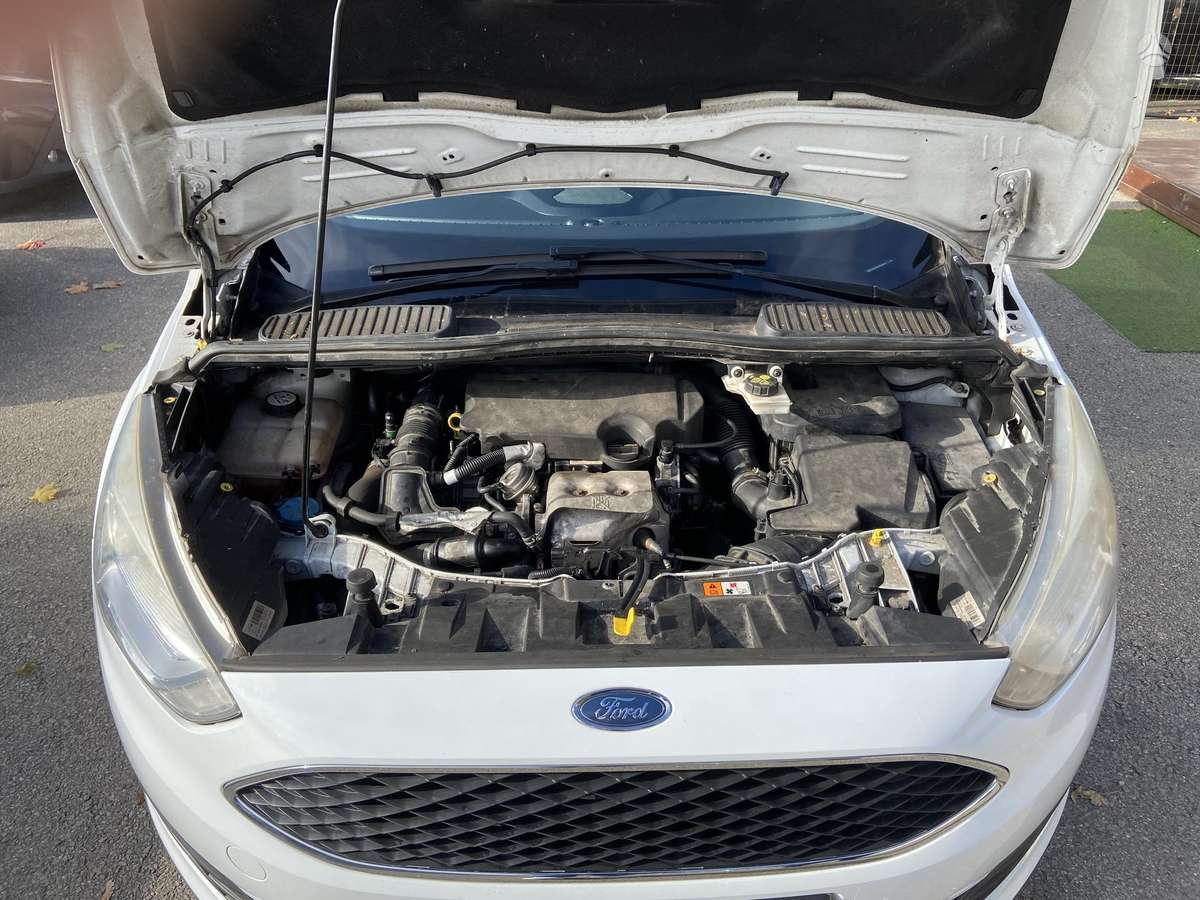Ford C-MAX 2015 — фото 9