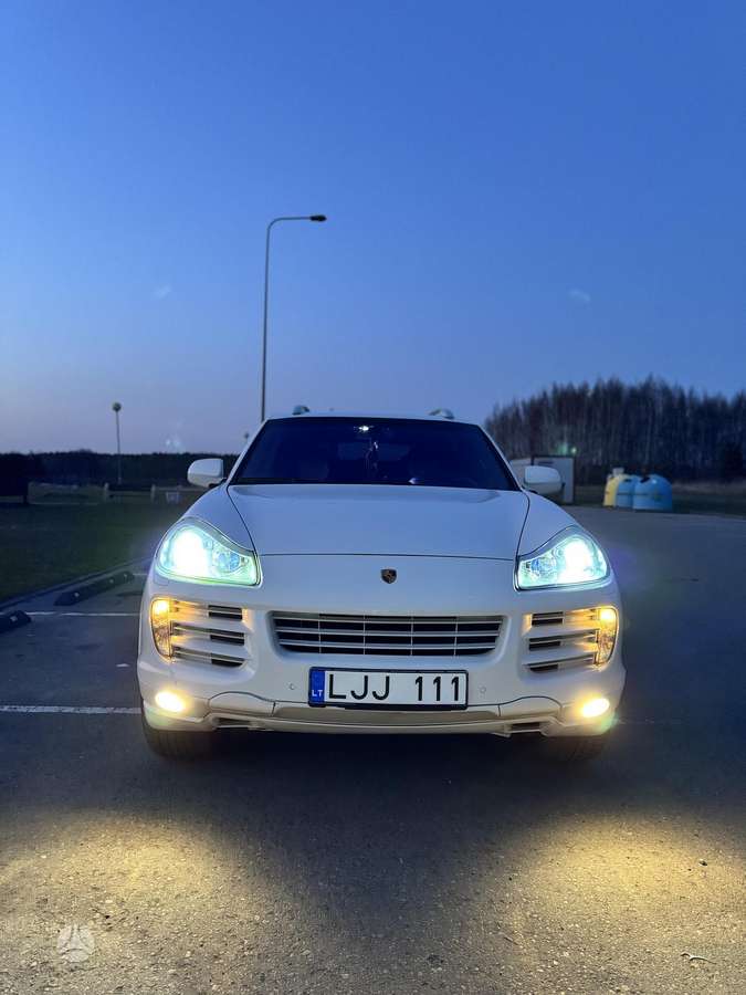 Porsche Cayenne 2007 — photo 14
