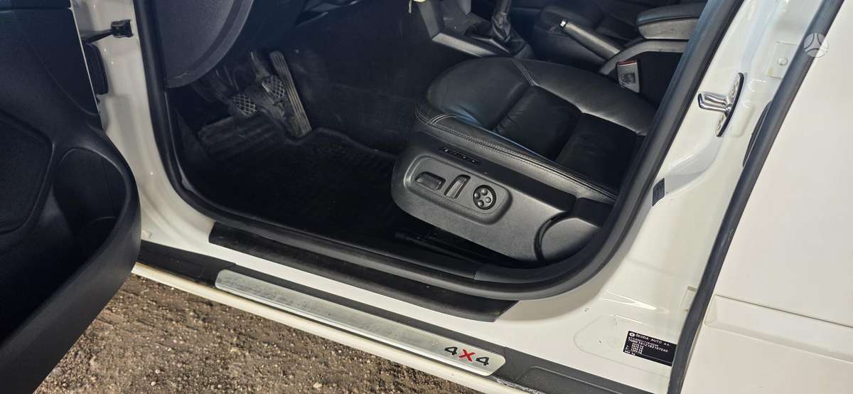 Skoda Octavia 2011 — photo 14