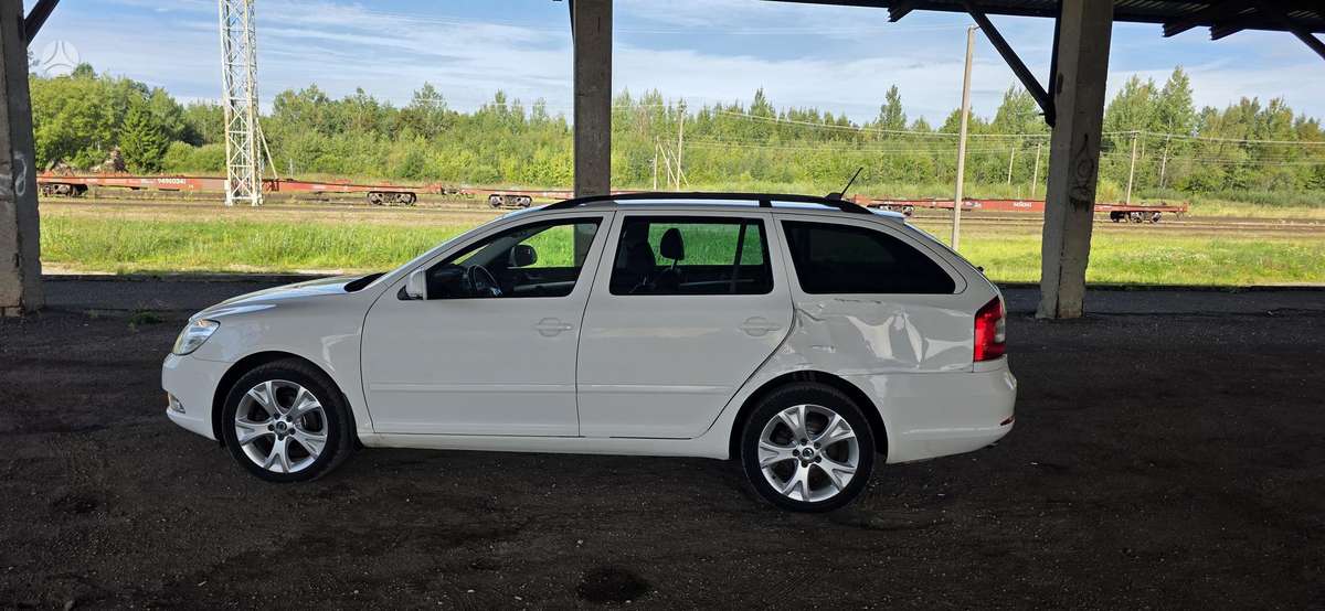 Skoda Octavia 2011 — photo 7
