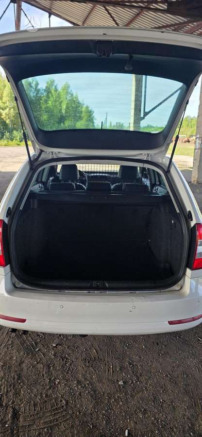 Skoda Octavia 2011 — photo 9