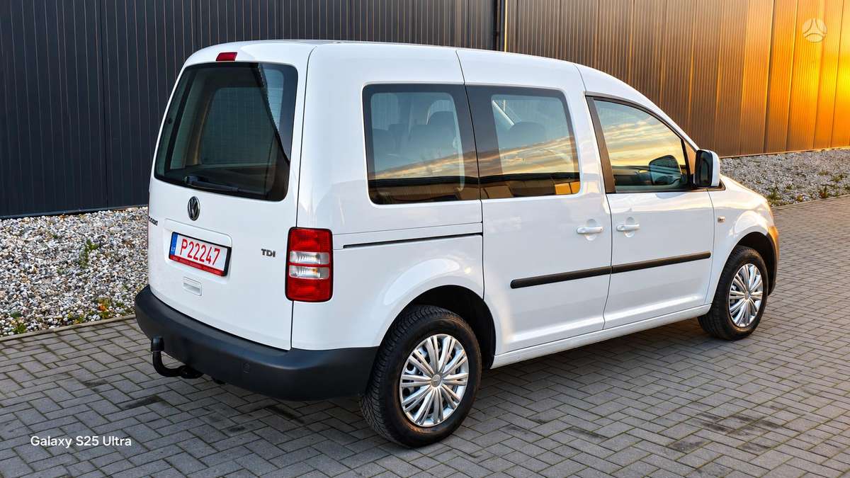 Volkswagen Caddy 2015 — фото 12