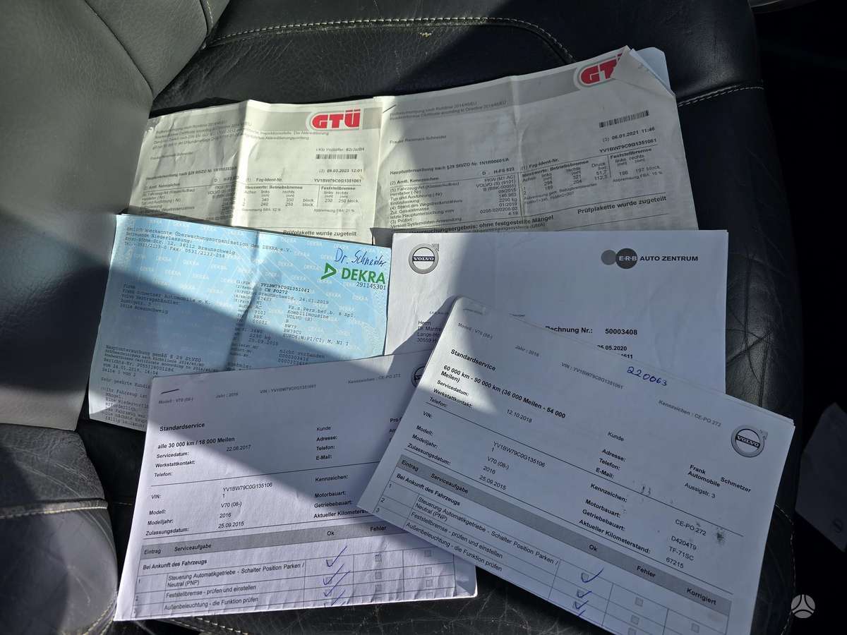 Volvo V70 2015 — photo 25