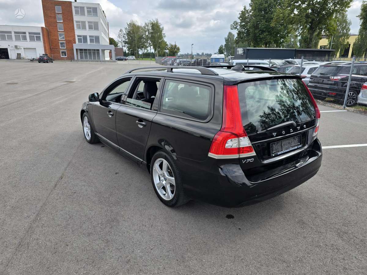 Volvo V70 2015 — photo 6