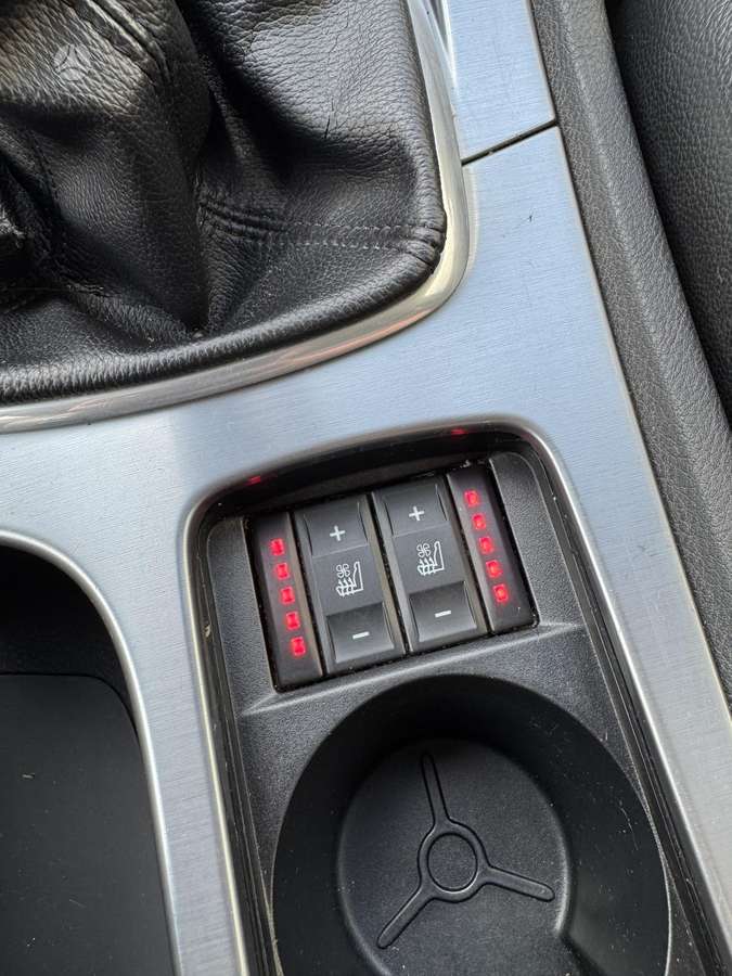 Ford Mondeo 2013 — photo 16