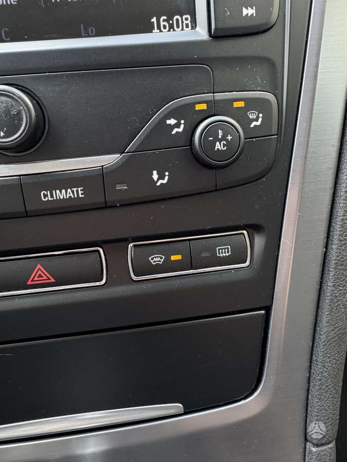 Ford Mondeo 2013 — photo 19