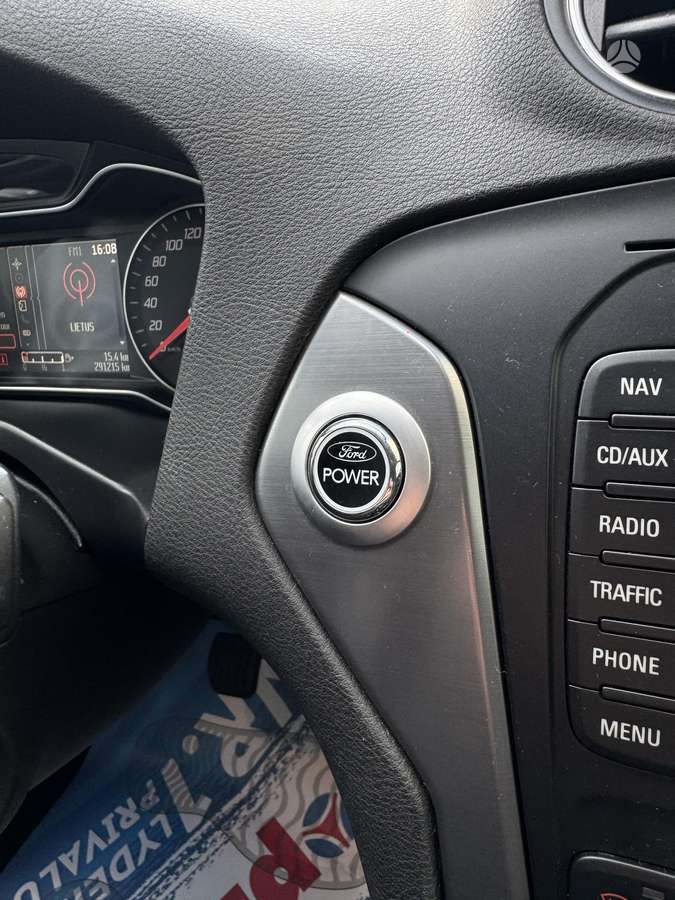 Ford Mondeo 2013 — photo 21