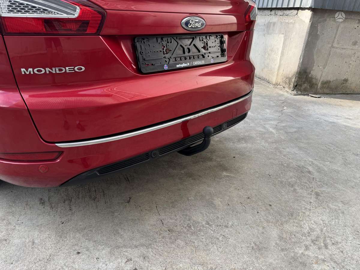Ford Mondeo 2013 — photo 33