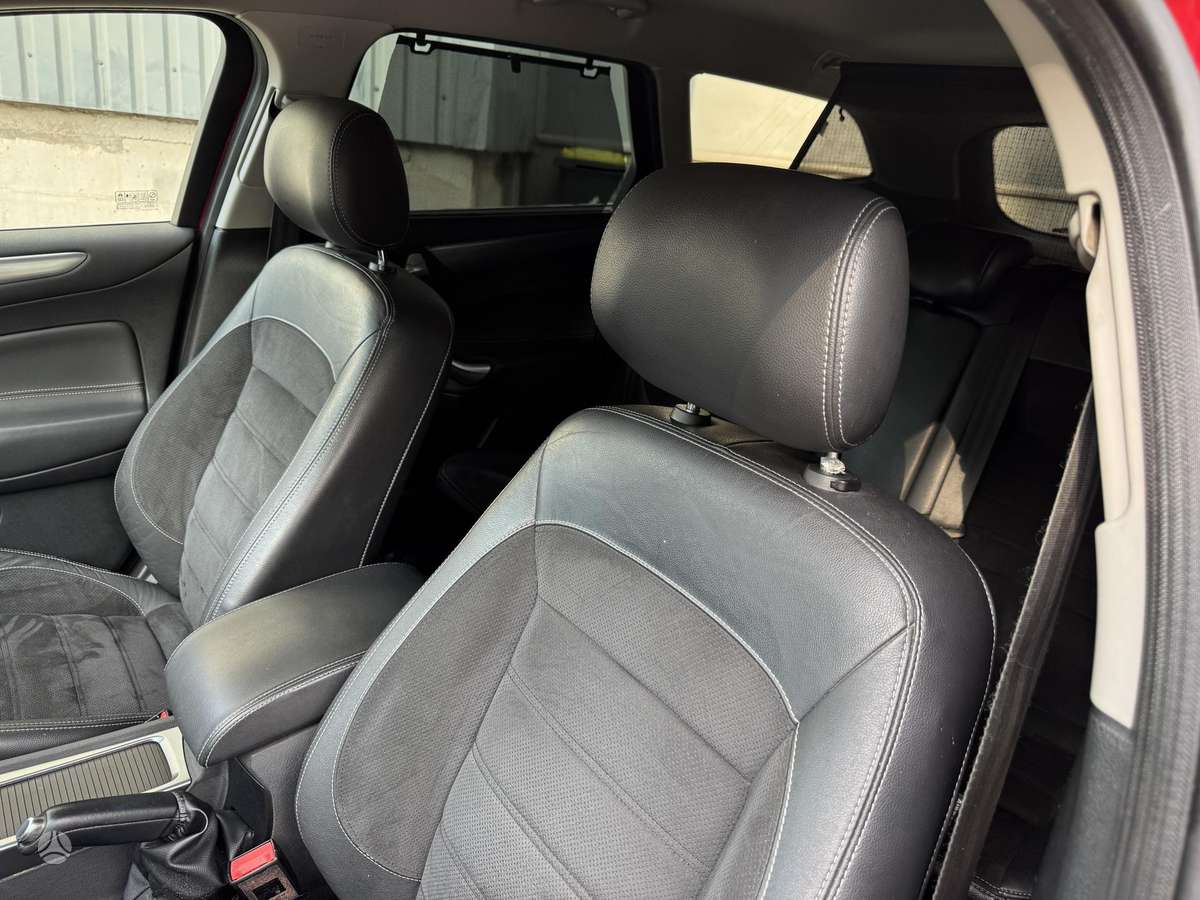 Ford Mondeo 2013 — photo 8