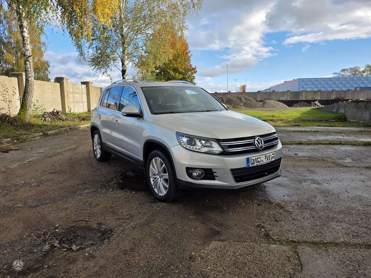 Volkswagen Tiguan, 2012