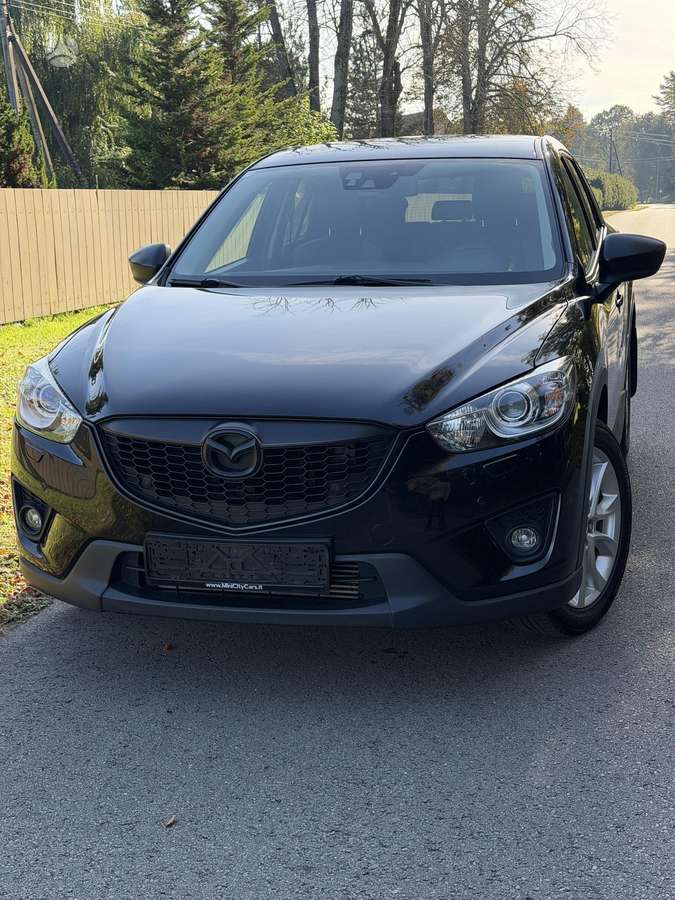 Mazda CX-5 2013 — rear view