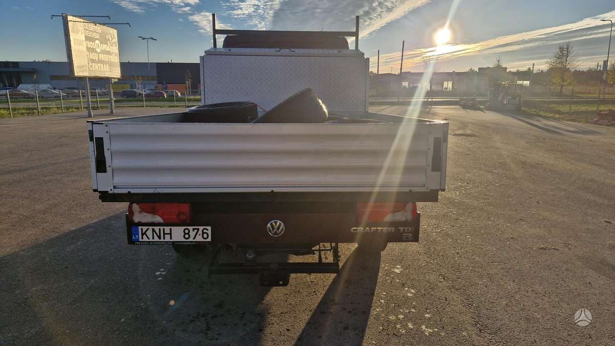 Volkswagen Crafter 2012 — photo 5