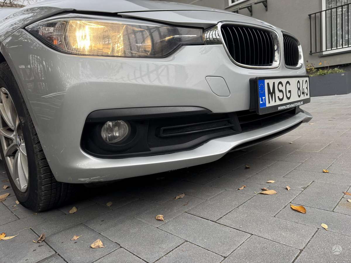 BMW 318 2015 — photo 8