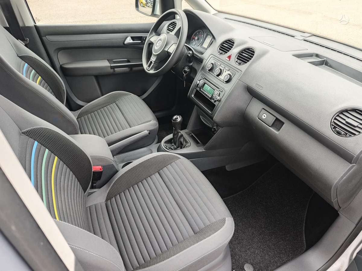 Volkswagen Caddy 2014 — photo 11