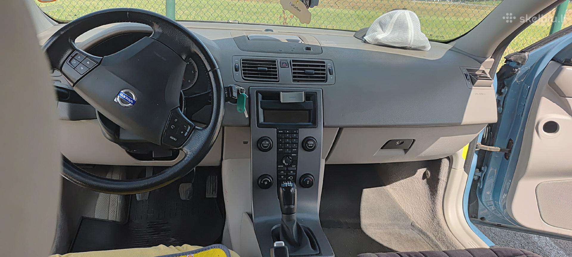 Volvo V50 2005 — photo 10