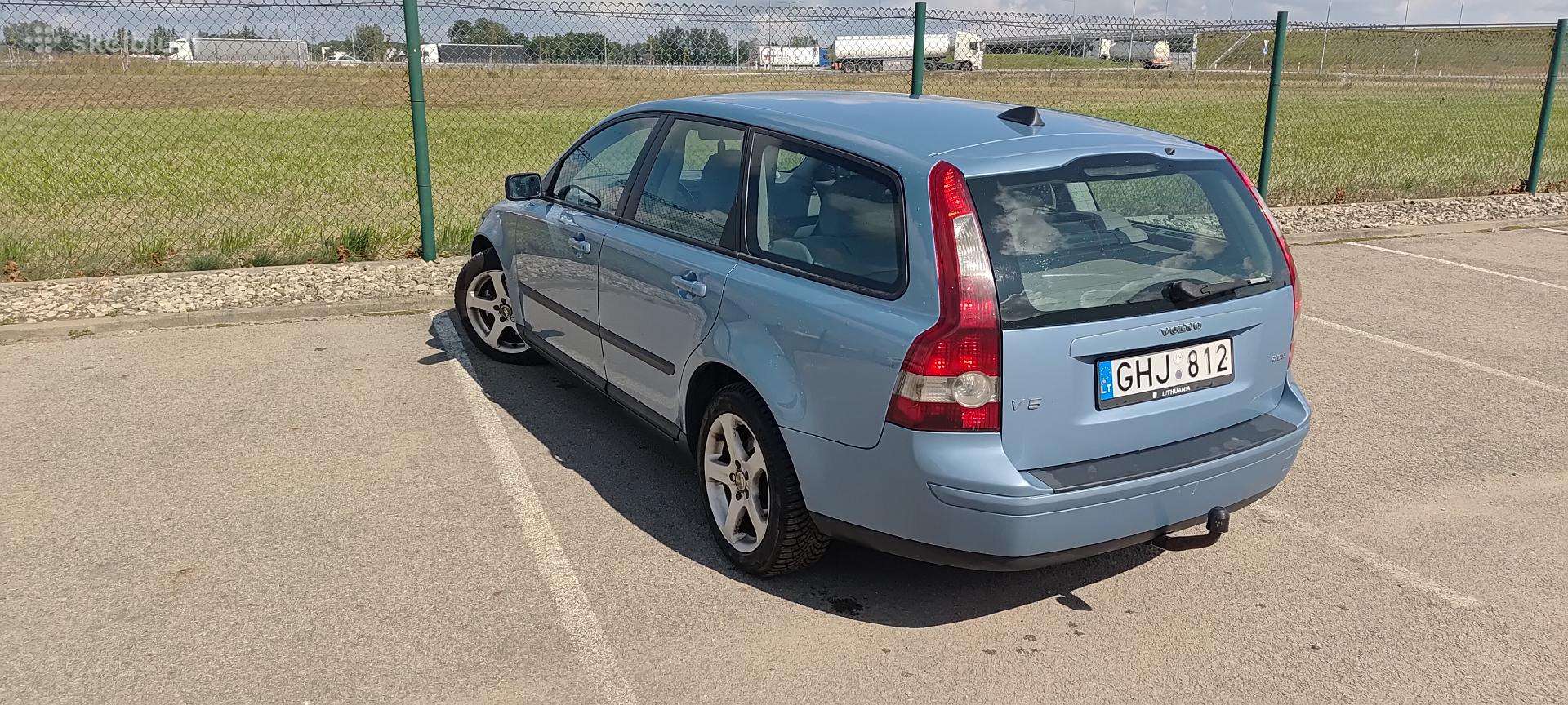 Volvo V50 2005 — interior