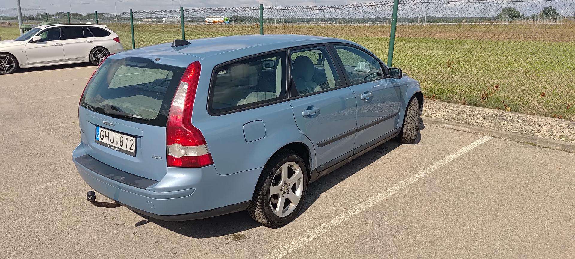Volvo V50 2005 — engine 2000 cm³, 150 HP (110kW)