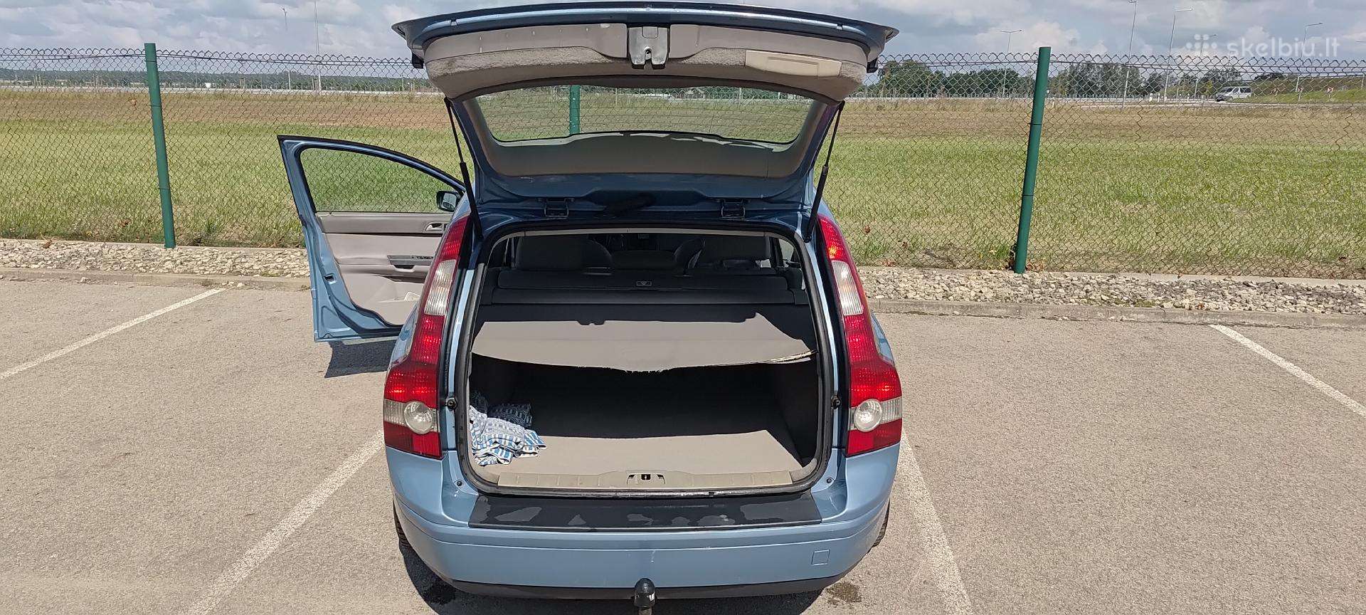 Volvo V50 2005 — photo 6